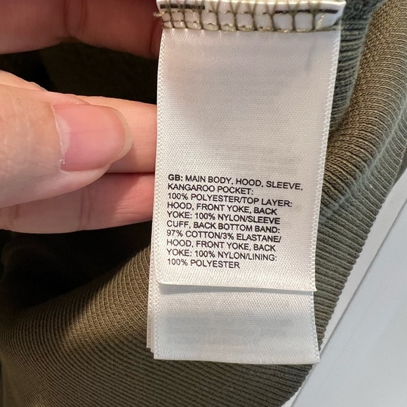 North Face Women’s Tech Sherpa Pullover Olive Green Size Medium - Picture 10 of 10